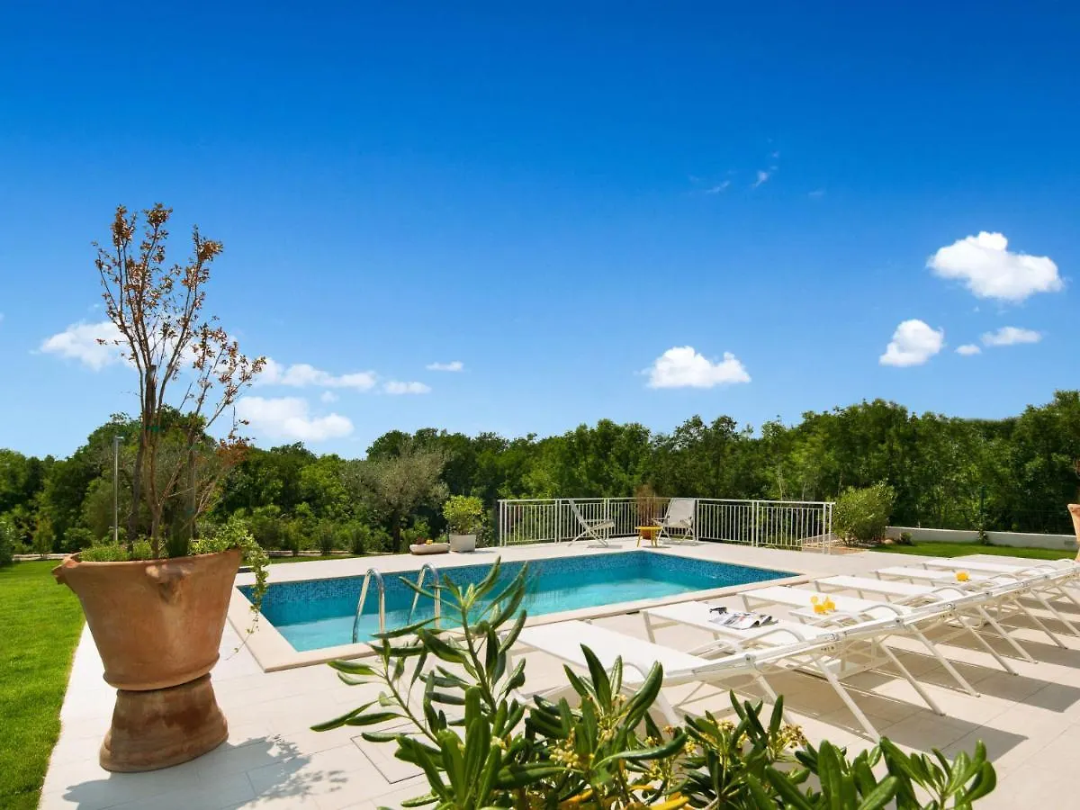 Villa Debora By Interhome Diminici