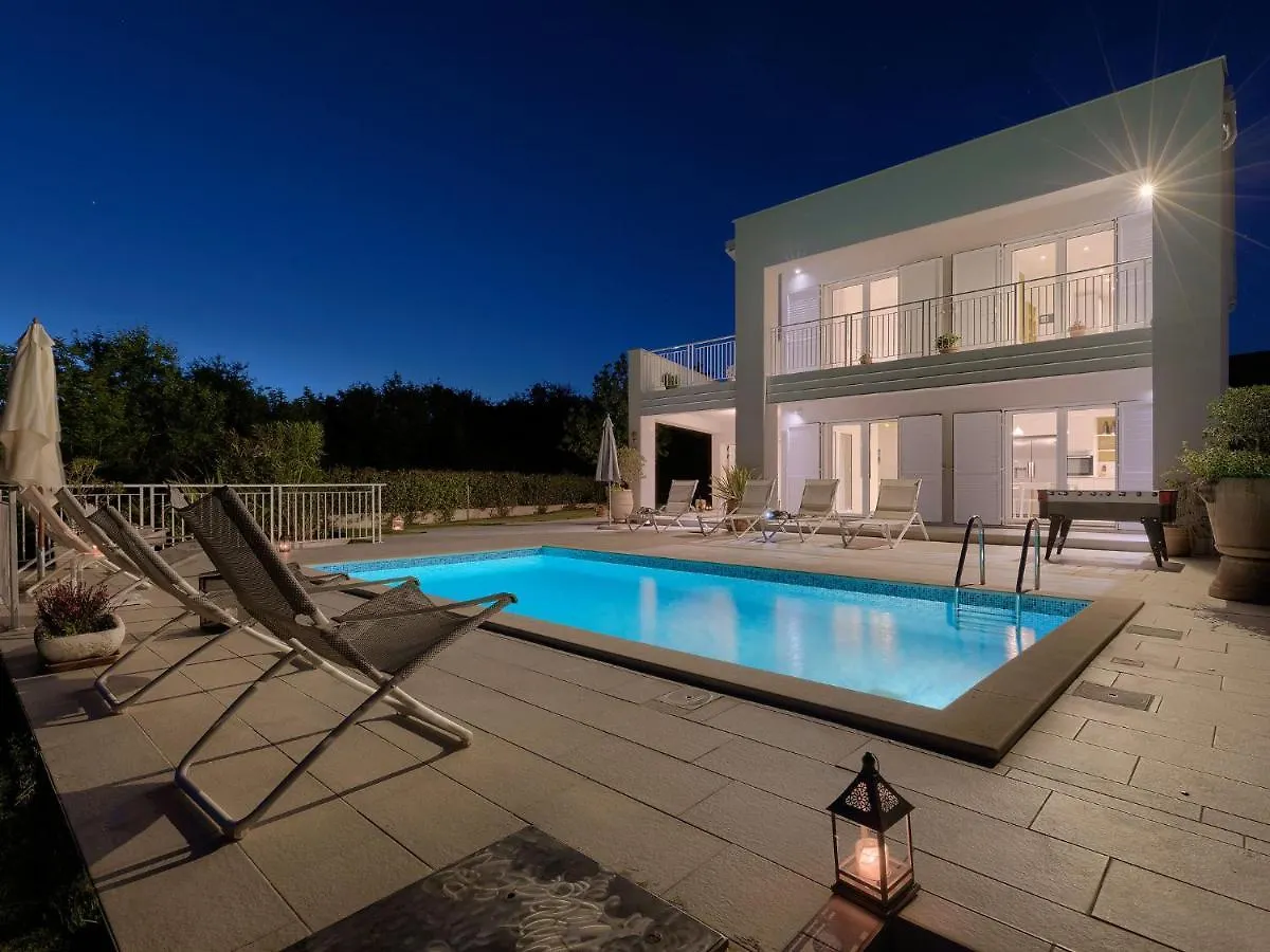Villa Debora By Interhome Diminići